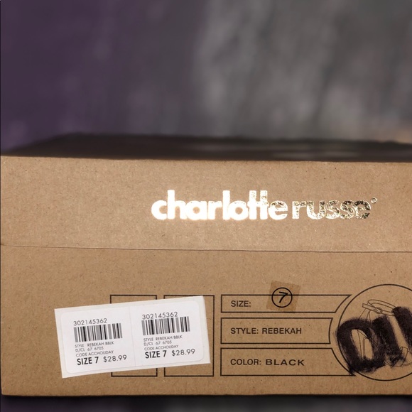 Black Heels - Picture 2 of 2